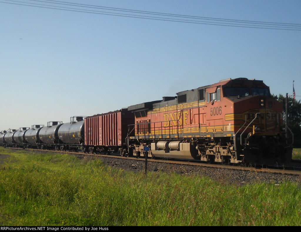 BNSF 5006 DPU